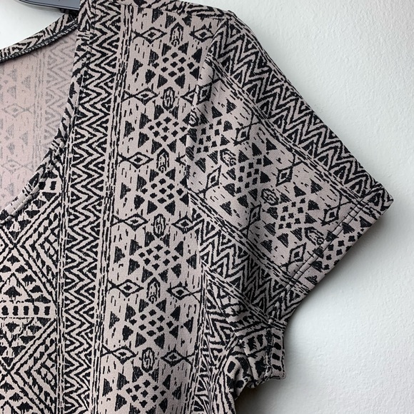 Boho Pattern H-Collection Tee - Picture 3 of 8